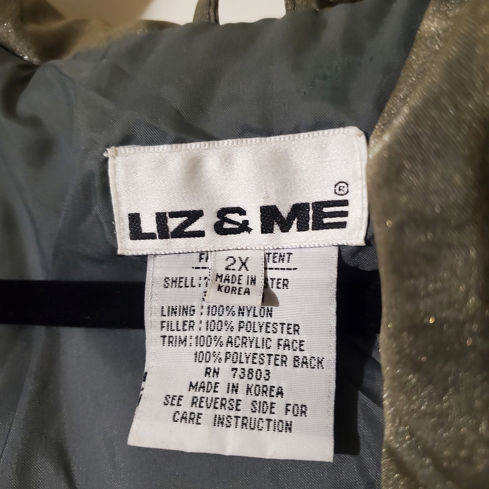Coat - Picture 2 of 3